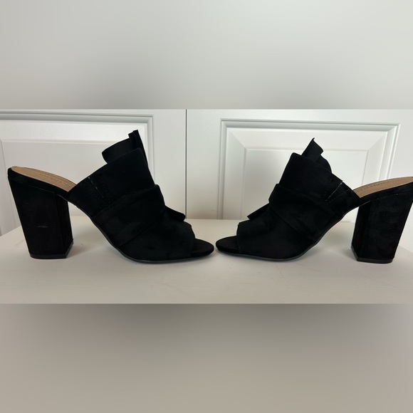 CHRISTIAN SIRIANO Black Faux Suede High Heel Mules Shoes - Picture 4 of 11